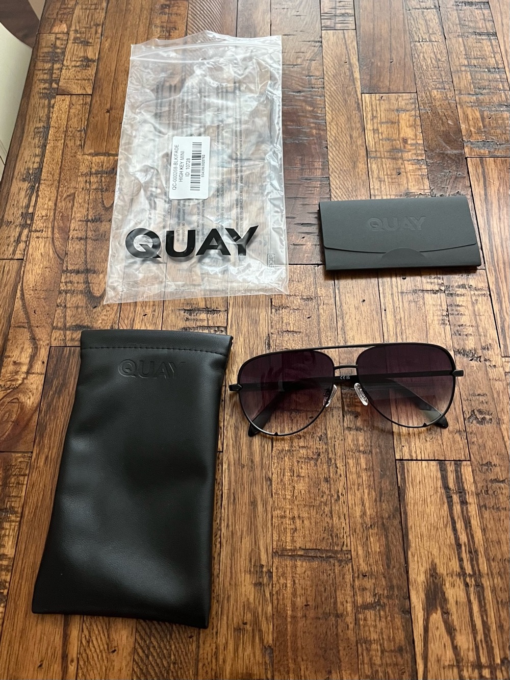 Quay Australia Unisex Aviator Sunglasses - Picture 11 of 11